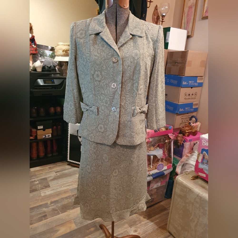 Vintage Miss Dorby skirt suit 2 pieces